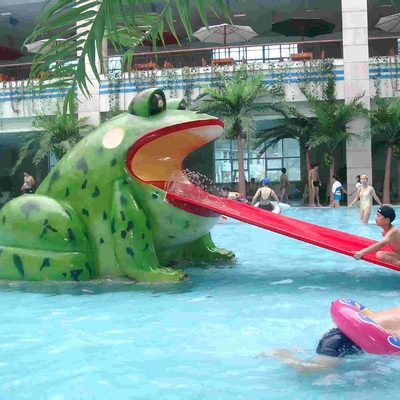 Diapositivas de la piscina de agua de la forma de la rana, diapositiva de la fibra de vidrio del parque de la aguamarina pequeña para los niños