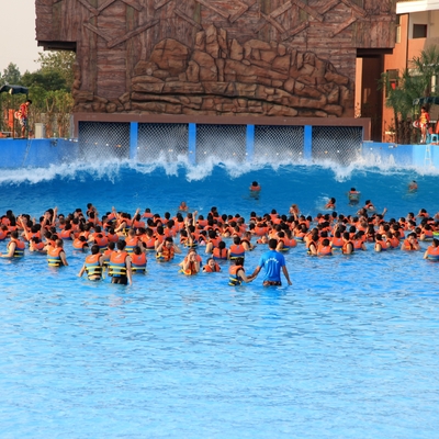 Waterfun Gran surf Tsunami Océano Piscina de agua con olas Parque de vacío 3 metros de altura