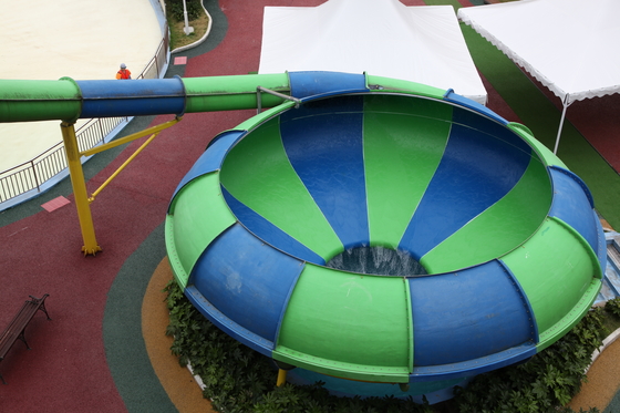 Tobogán acuático fácil del cuenco del espacio de los toboganes acuáticos de la fibra de vidrio de la instalación para el parque del agua