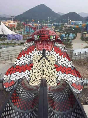 Tobogán acuático King Cobra de fibra de vidrio con plataforma de 16,4 m de altura, capacidad para 480 personas y estructura de acero galvanizado en caliente