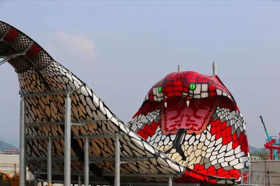 Tobogán acuático King Cobra de fibra de vidrio con plataforma de 16,4 m de altura, capacidad para 480 personas y estructura de acero galvanizado en caliente