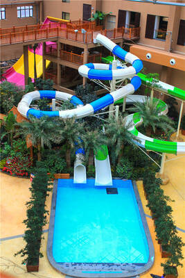 Deslizamiento de agua en espiral personalizado de múltiples carriles para parques acuáticos - Fabricante auditado por SGS