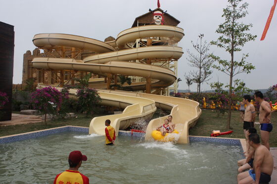 Deslizamiento de agua en espiral personalizado de múltiples carriles para parques acuáticos - Fabricante auditado por SGS