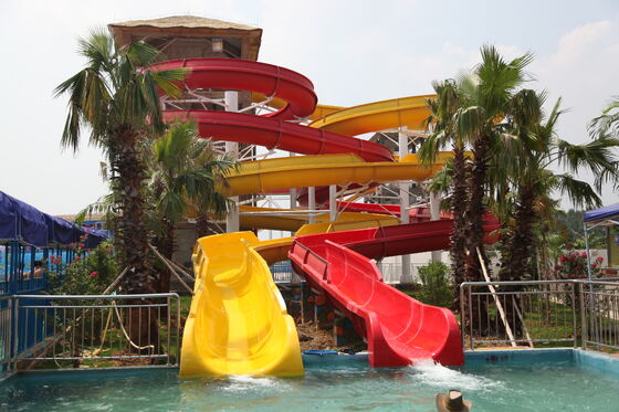 Deslizamiento de agua en espiral personalizado de múltiples carriles para parques acuáticos - Fabricante auditado por SGS